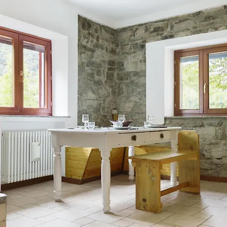 Wilfrido Holiday home Schignano (Como)